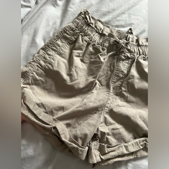 Abercrombie Paper Bag Shorts - Picture 4 of 10